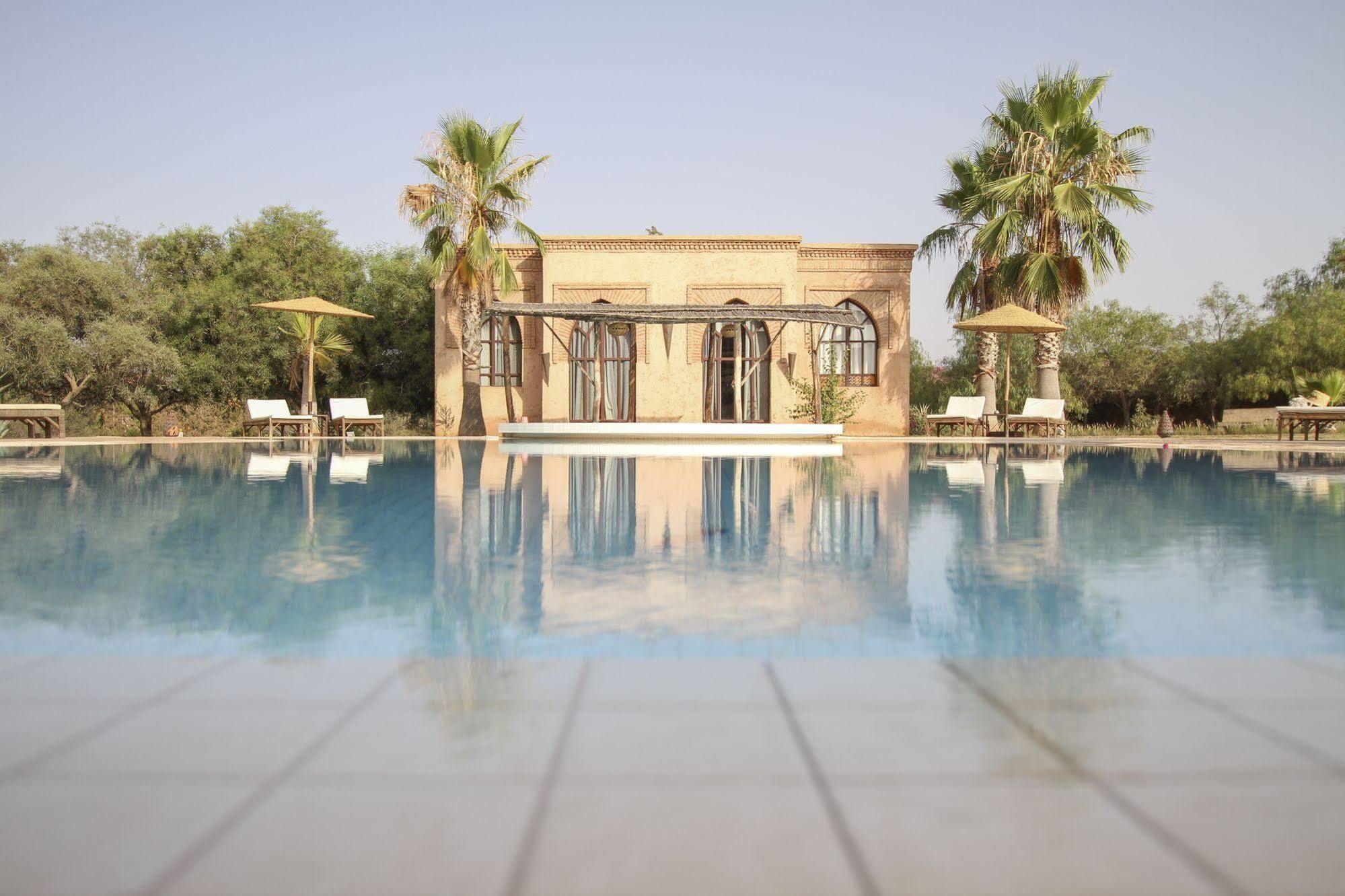 Le Cazar Hotel El Ain Exterior foto